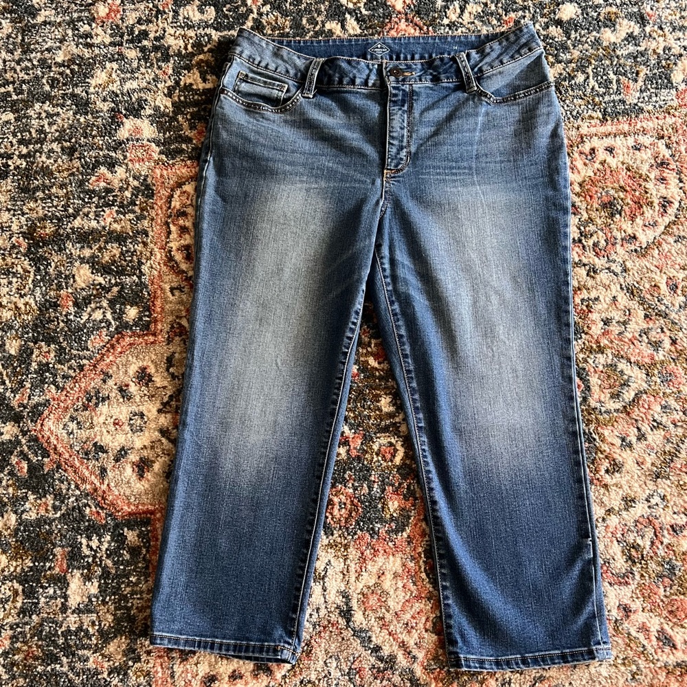 St John  Bay Capris Size 14